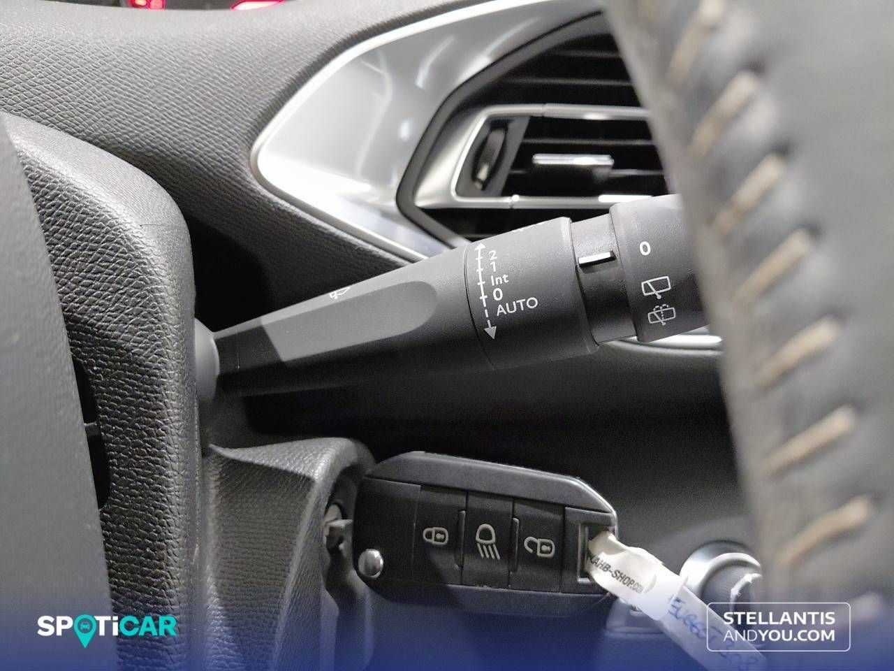 Peugeot 308  5p  1.6 BlueHDi 73KW (100CV) Active - Foto 25