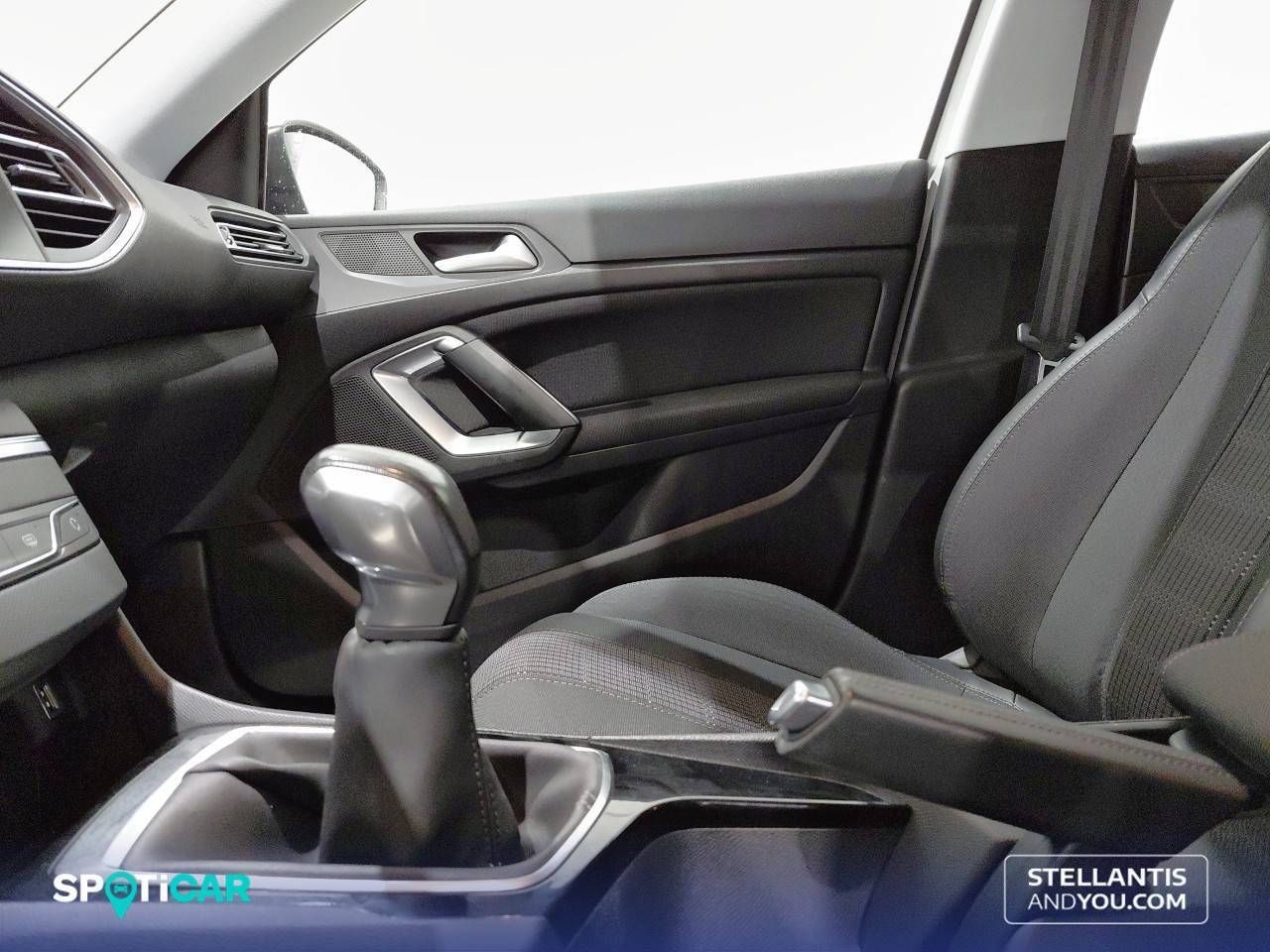 Peugeot 308  5p  1.6 BlueHDi 73KW (100CV) Active - Foto 14