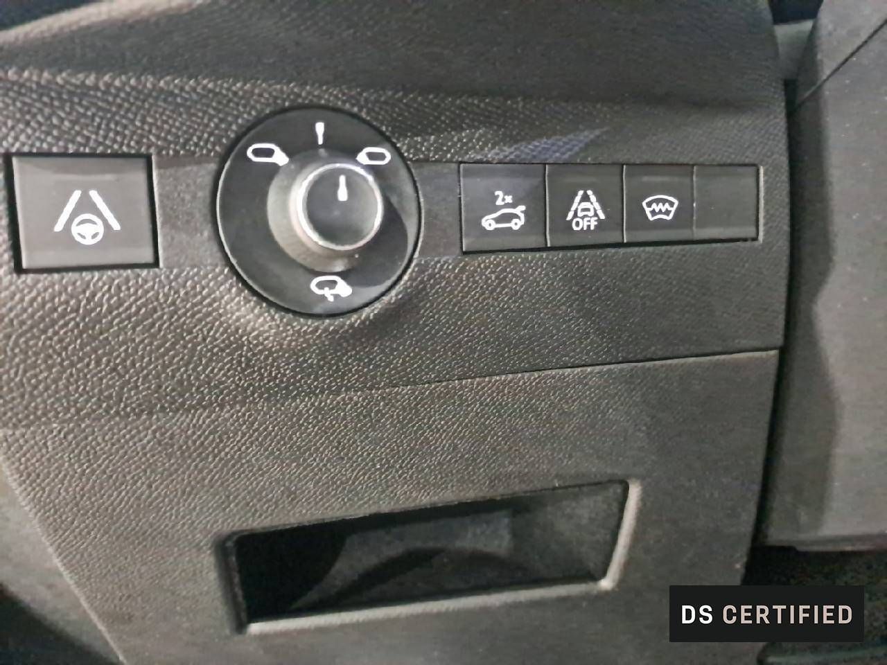 DS DS 7  BlueHDi 132kW (180CV) Auto. Grand Chic - Foto 14