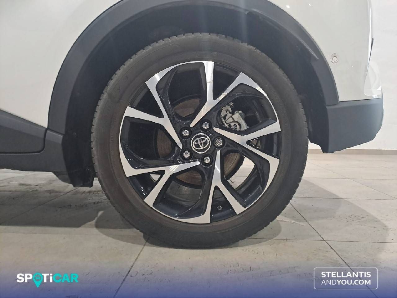 Toyota C-HR  2.0 180H Advance - Foto 12