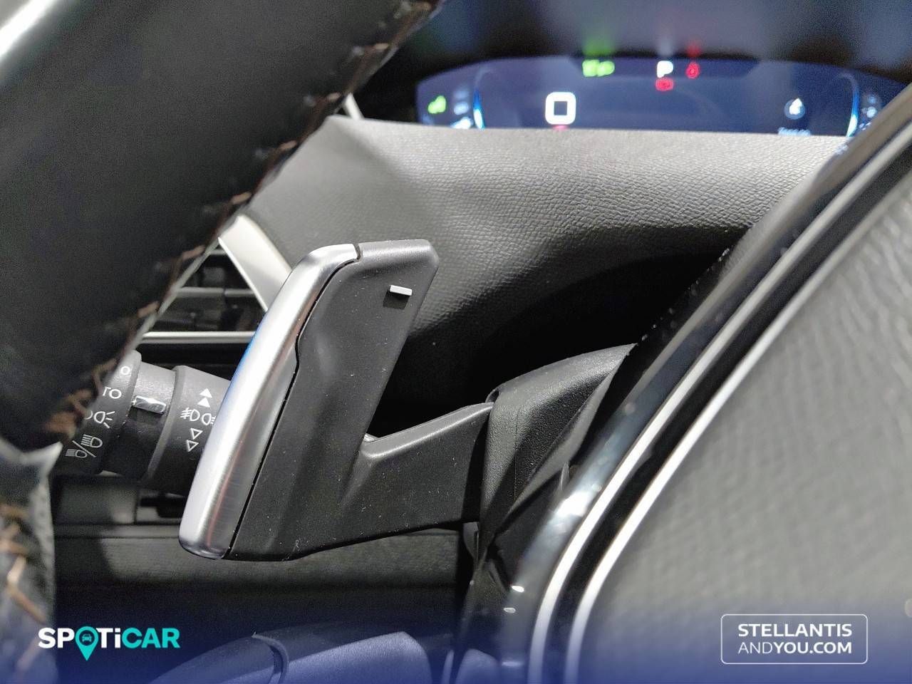 Peugeot 3008  2.0BLUEHDI 133KW (180CV)  AUTO S&S GT - Foto 19