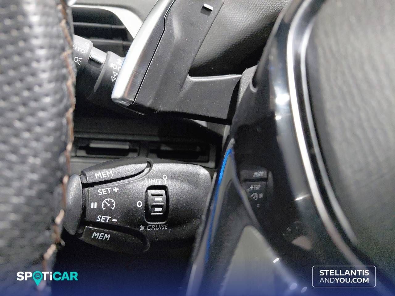 Peugeot 3008  2.0BLUEHDI 133KW (180CV)  AUTO S&S GT - Foto 18