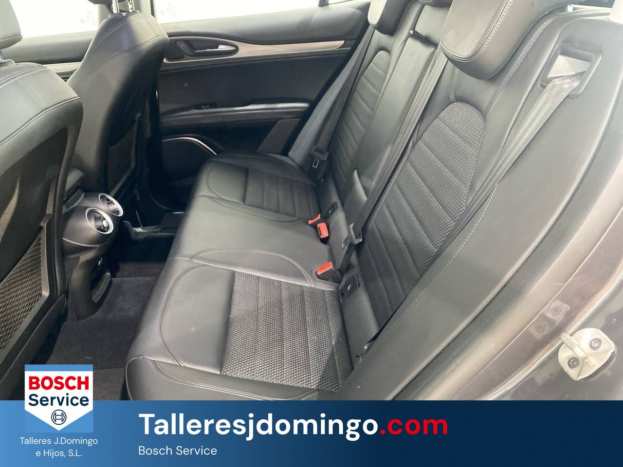 Alfa Romeo Stelvio  2.2 Diésel 140kW (190CV)  Q4 Sprint - Foto 11