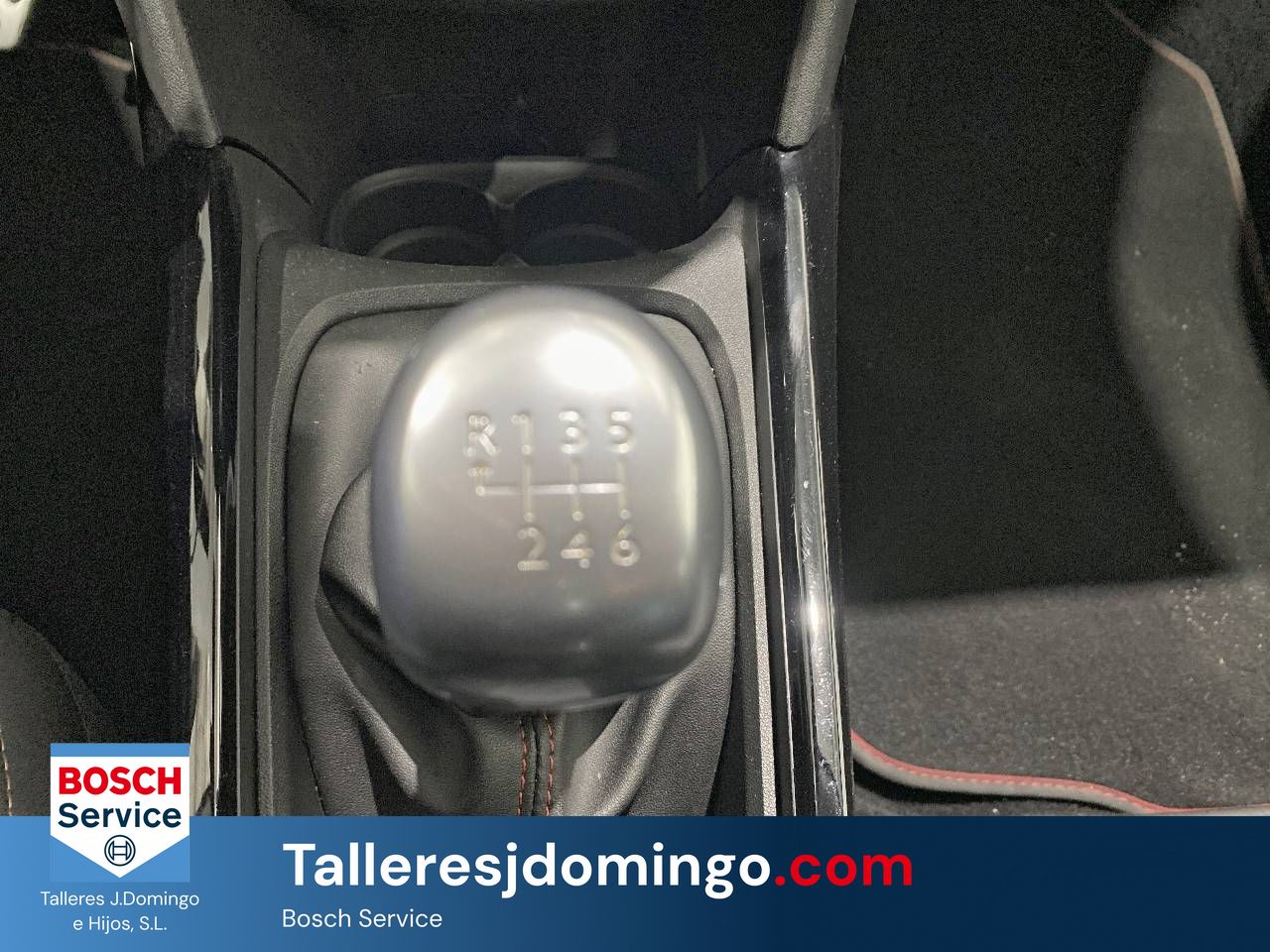 Peugeot 2008   PureTech 110 S&S 6 Vel. MAN GT Line - Foto 15