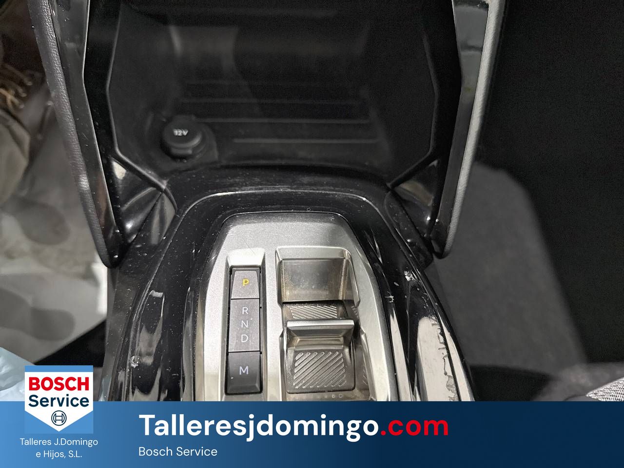 Peugeot 208   HYBRID 136 eDCS6 Allure - Foto 21