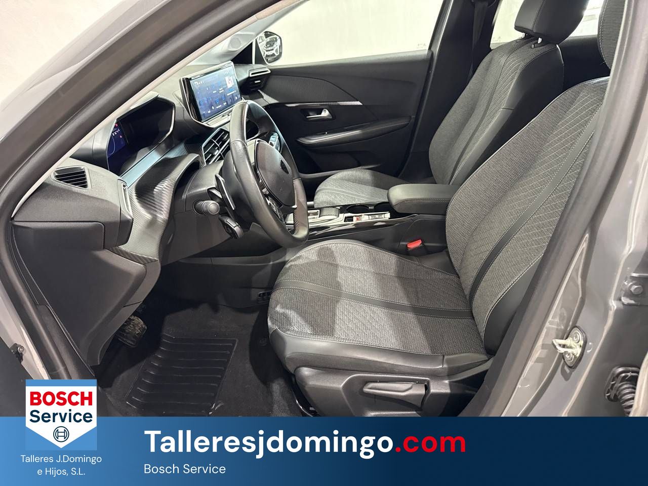 Peugeot 208   HYBRID 136 eDCS6 Allure - Foto 10