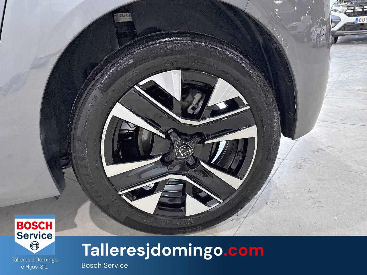 Peugeot 208   HYBRID 136 eDCS6 Allure - Foto 12