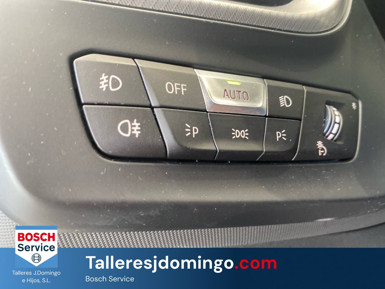 BMW Serie 1  118d  Auto. Business - Foto 14