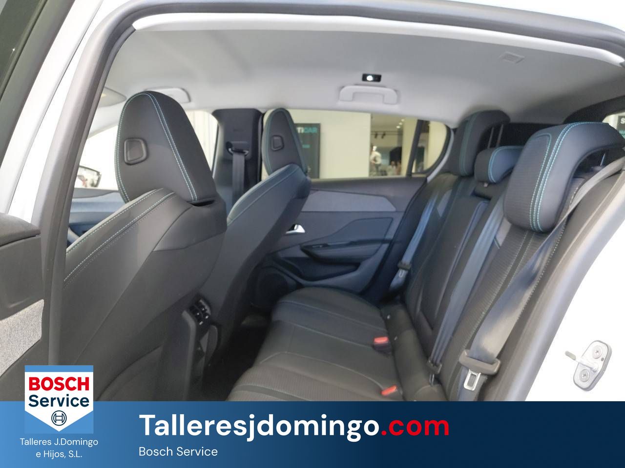 Peugeot 308  5P  BlueHDi 130 S&S EAT8 Allure - Foto 11