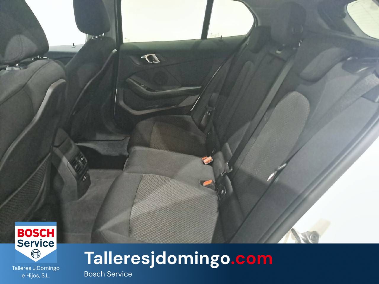 BMW Serie 1  116d Corporate Auto. Business - Foto 11