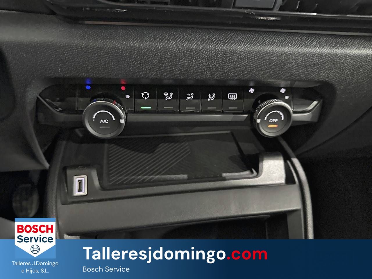 Citroën C4  BlueHDi 110 S&S Live Pack - Foto 17