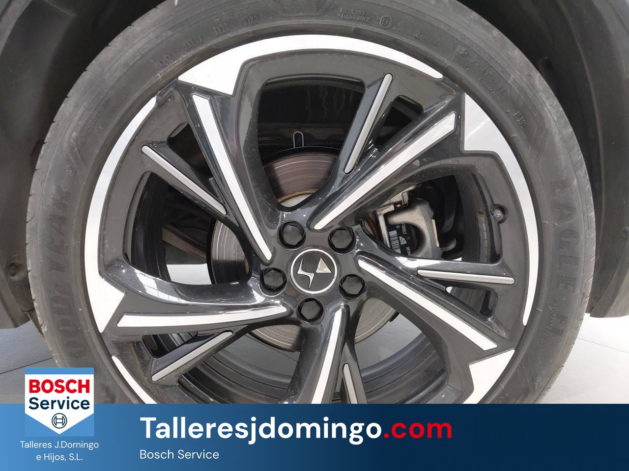 DS DS 7  1.6 E-Tense 300  Auto 4WD Louvre - Foto 12