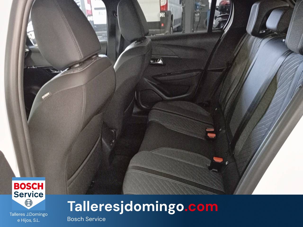 Peugeot 208   HYBRID 110 eDCS6 Allure - Foto 11