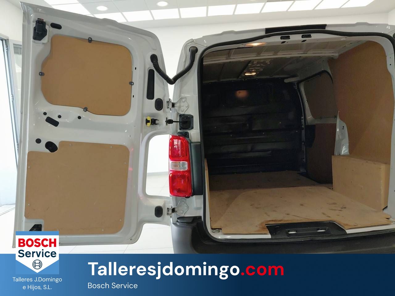 Peugeot Expert  Furgón BlueHDi 120 S&S 6v Standard - - Foto 16