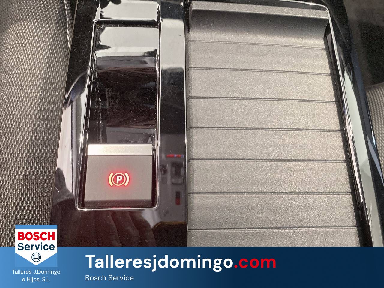 Citroën C4  Hybrid 136 e-DCS6 Plus - Foto 15