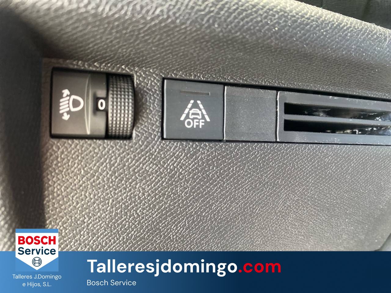 Citroën C4  Hybrid 136 e-DCS6 Plus - Foto 14