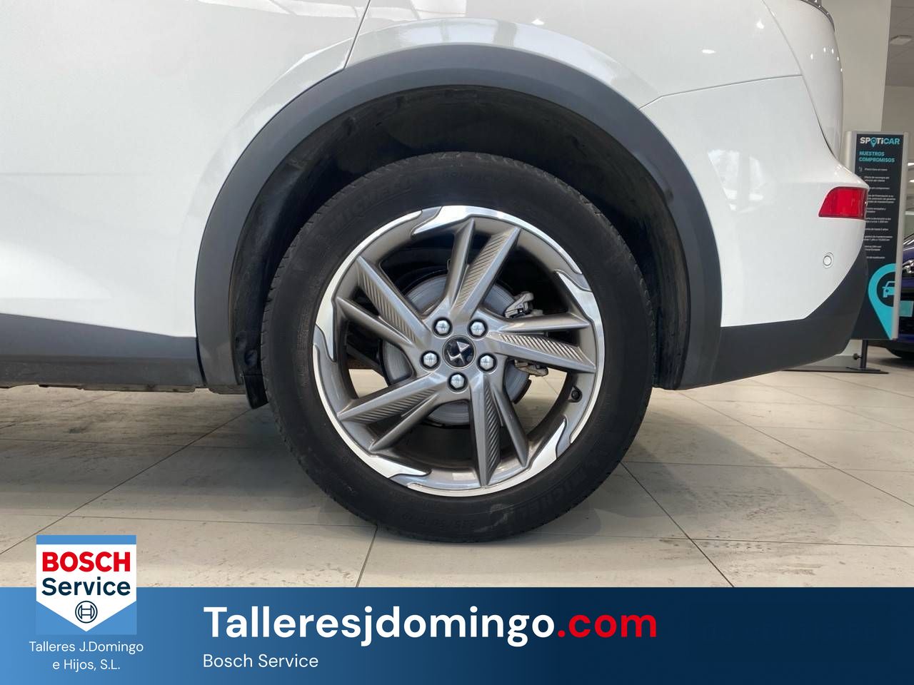 DS DS 7  BlueHDi DE 96kW (130CV) Auto. So Chic - Foto 12