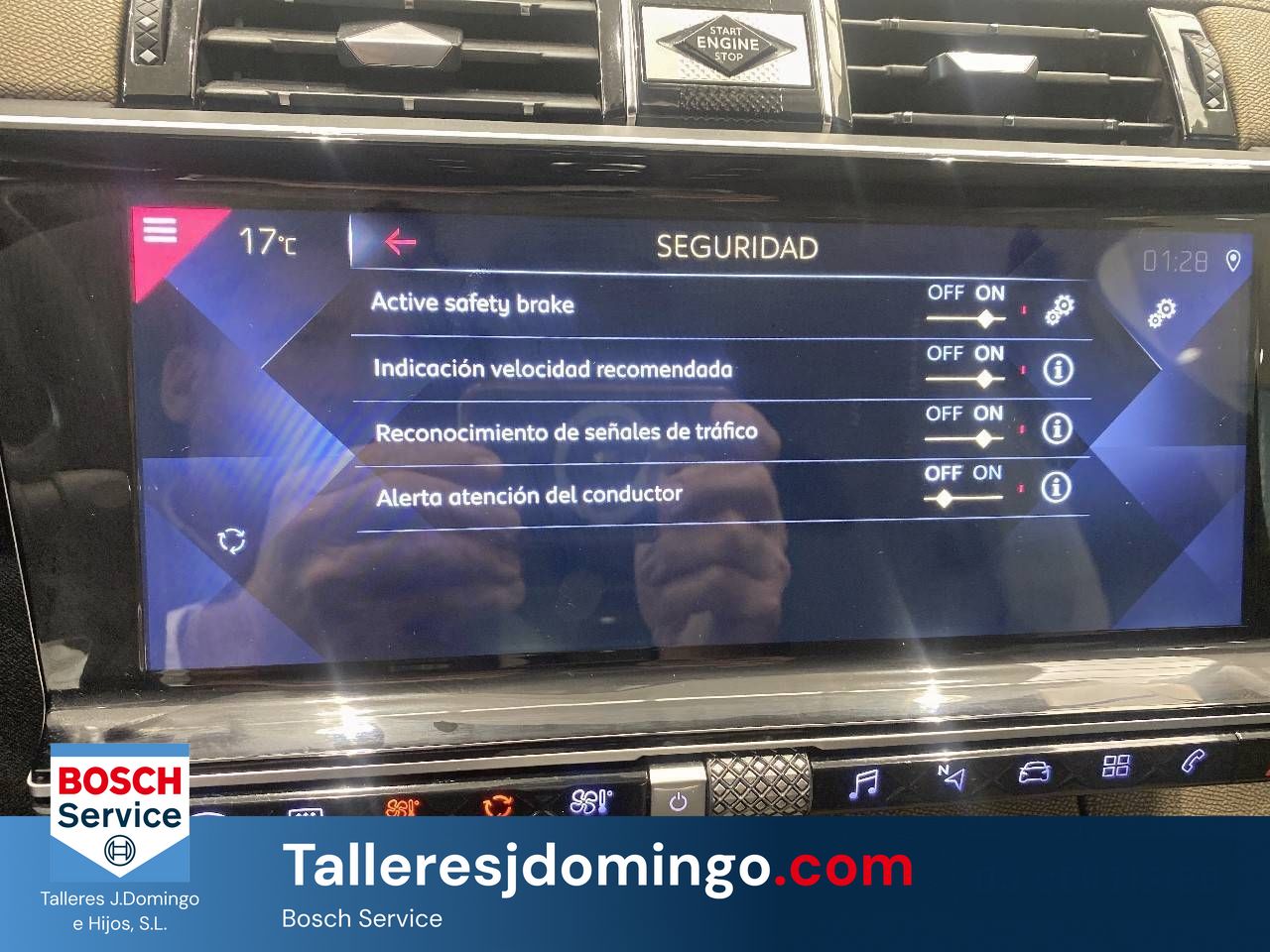 DS DS 7  BlueHDi DE 96kW (130CV) Auto. So Chic - Foto 18