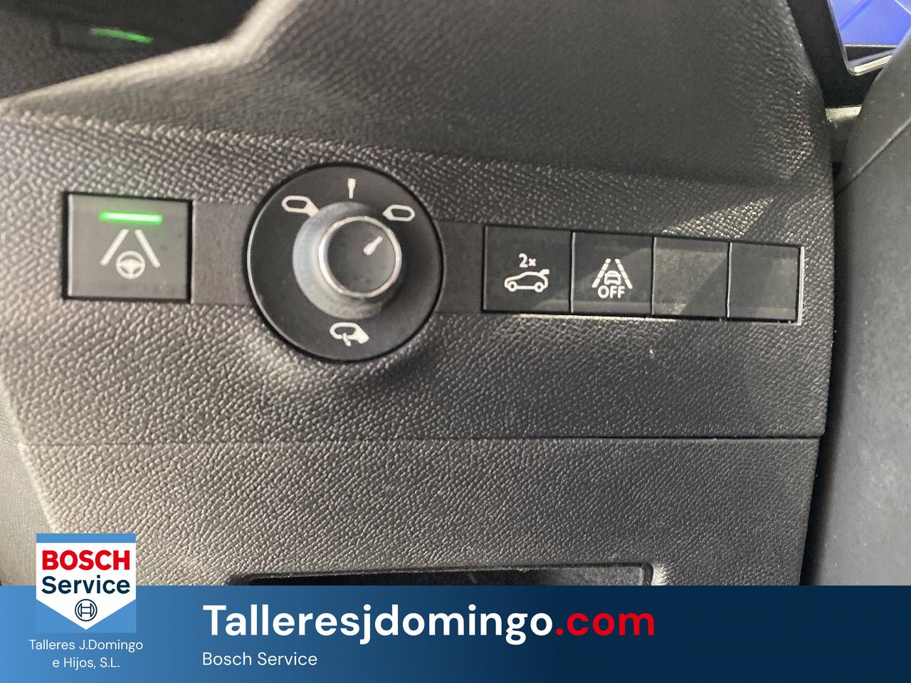 DS DS 7  BlueHDi DE 96kW (130CV) Auto. So Chic - Foto 13