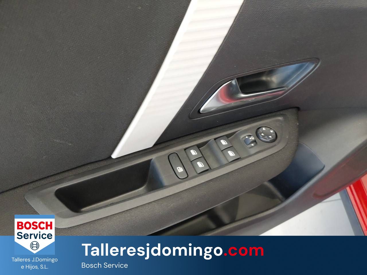 Citroën C4  Hybrid 145 ë-DCS6 Plus - Foto 13