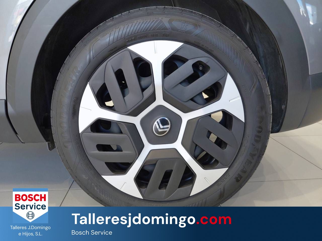 Citroën C4  Hybrid 145 ë-DCS6 Plus - Foto 12