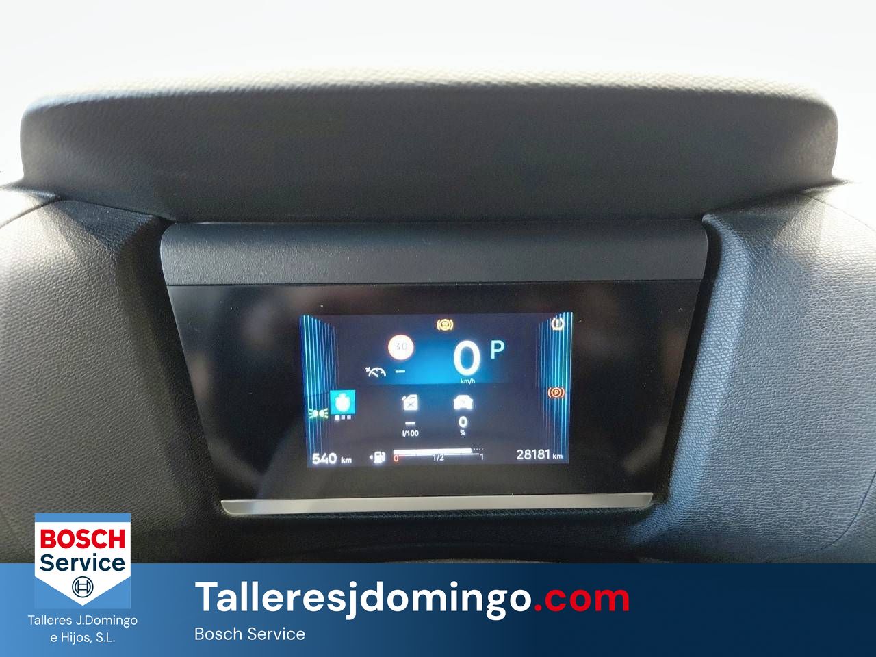 Citroën C4  Hybrid 145 ë-DCS6 Plus - Foto 18