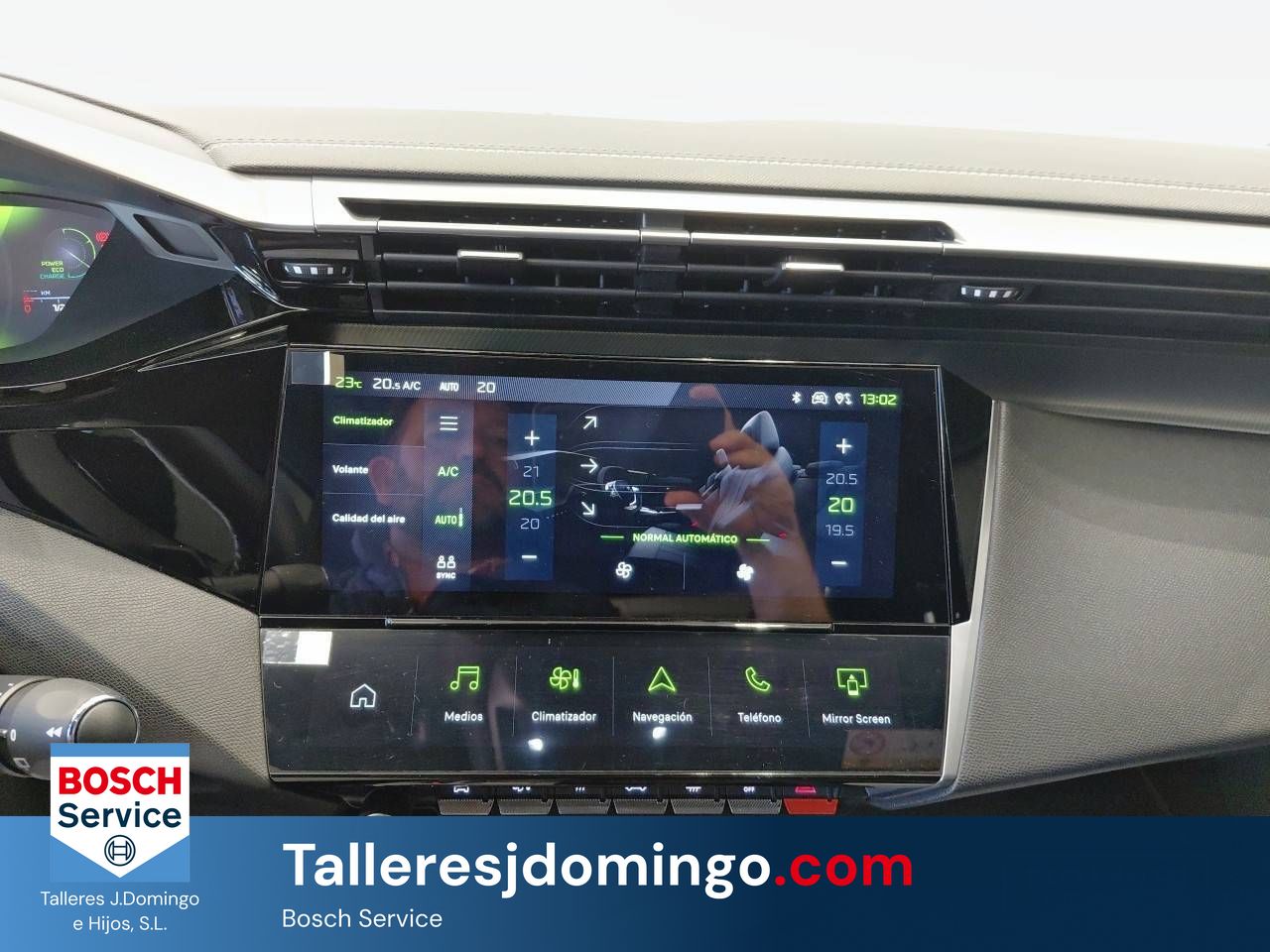 Peugeot 308  5P  Hybrid 136 e-DCS6 GT - Foto 18