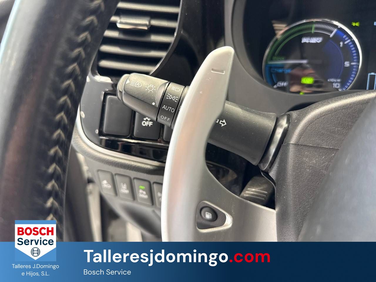 Mitsubishi Outlander  2.4 PHEV  Auto 4WD Kaiteki+ - Foto 14