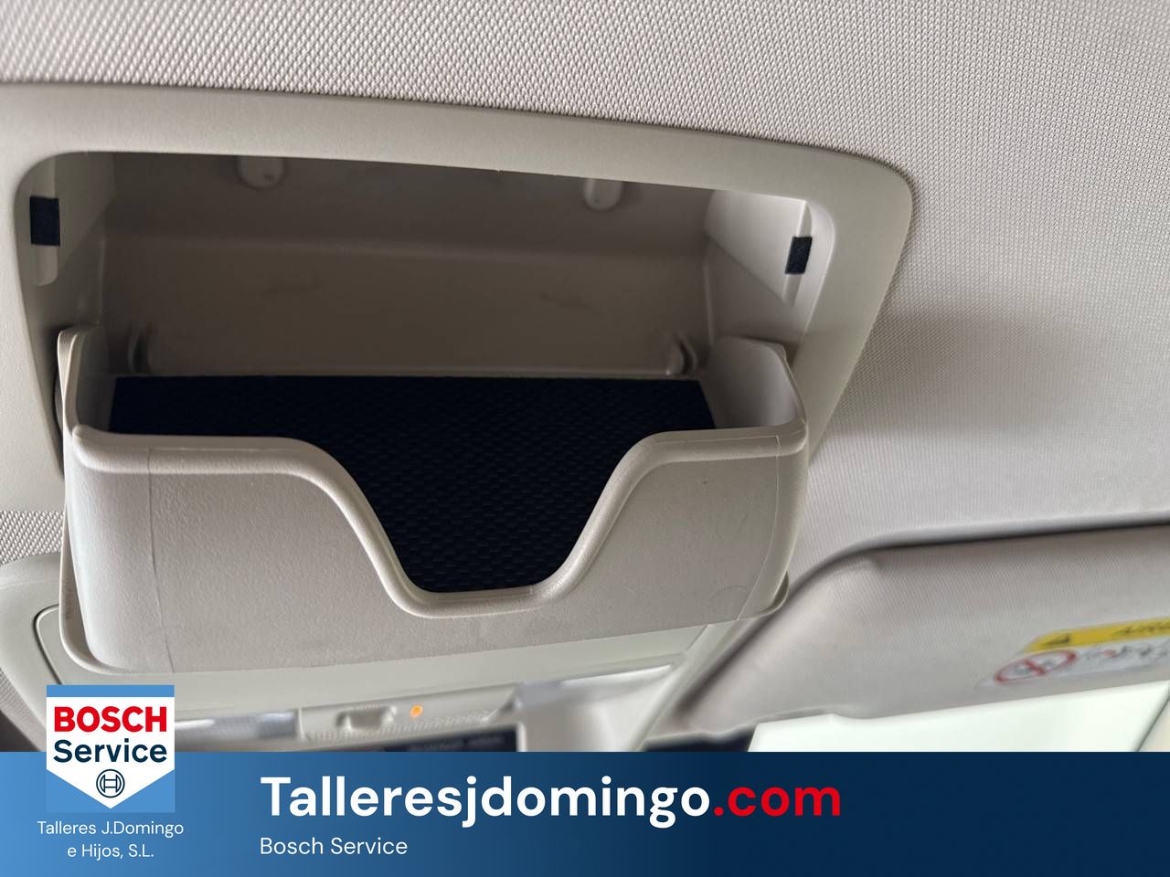 Mitsubishi Outlander  2.4 PHEV  Auto 4WD Kaiteki+ - Foto 20