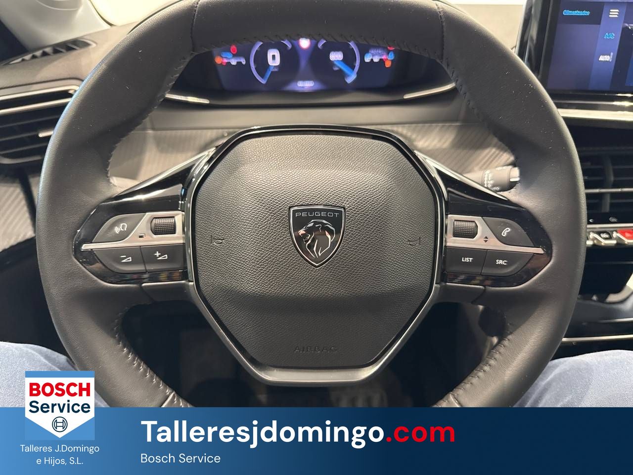 Peugeot 208   Puretech 100 Allure - Foto 18