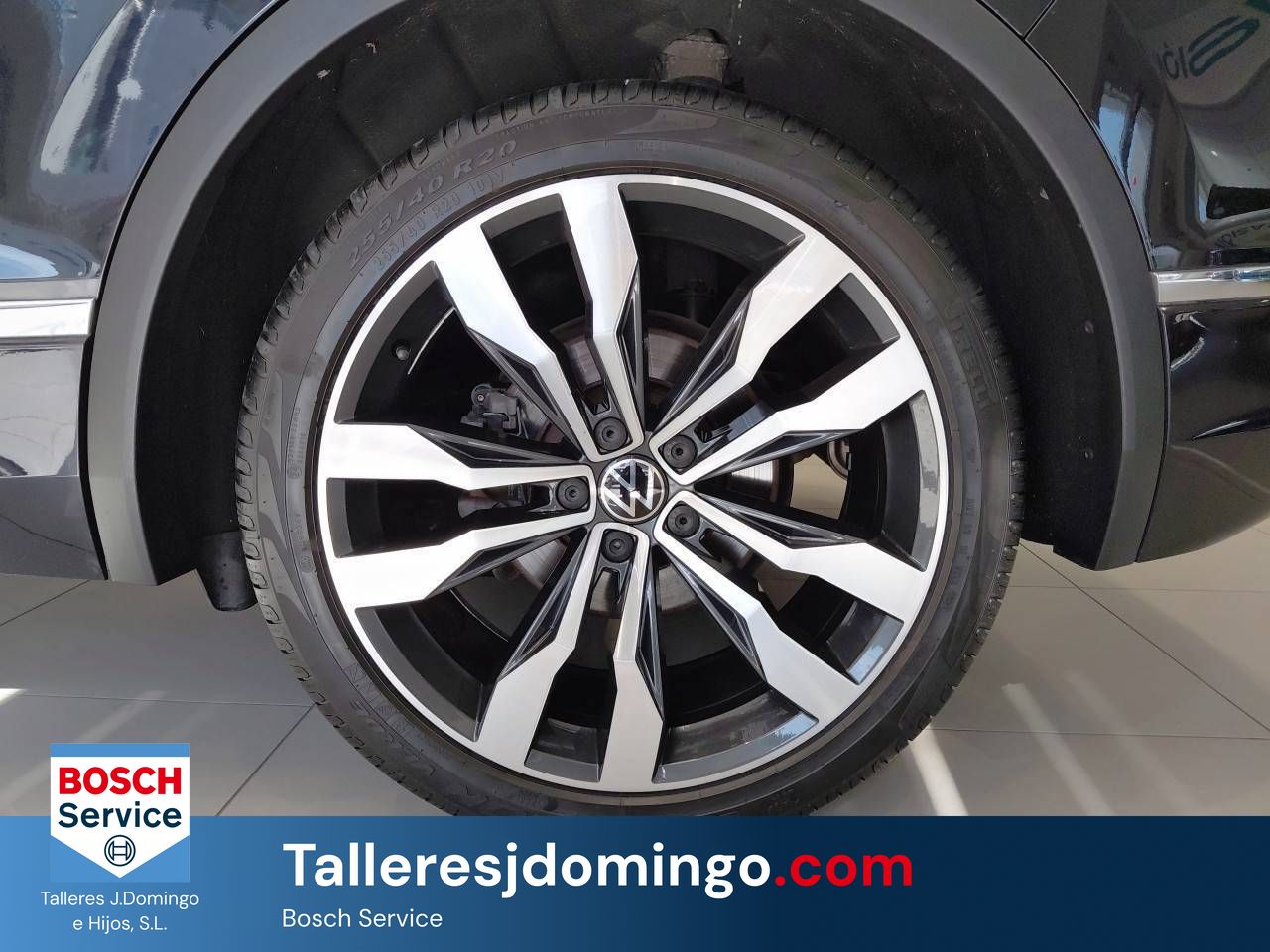 Volkswagen Tiguan   2.0 TDI 110kW (150CV) DSG R-Line - Foto 12