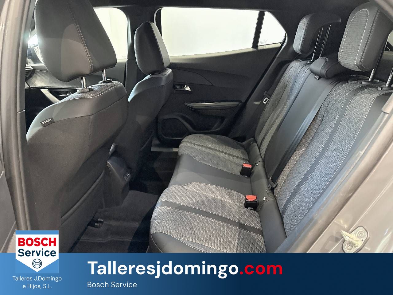 Peugeot 2008  N2008  Hybrid 136 eDCS6 Allure - Foto 11