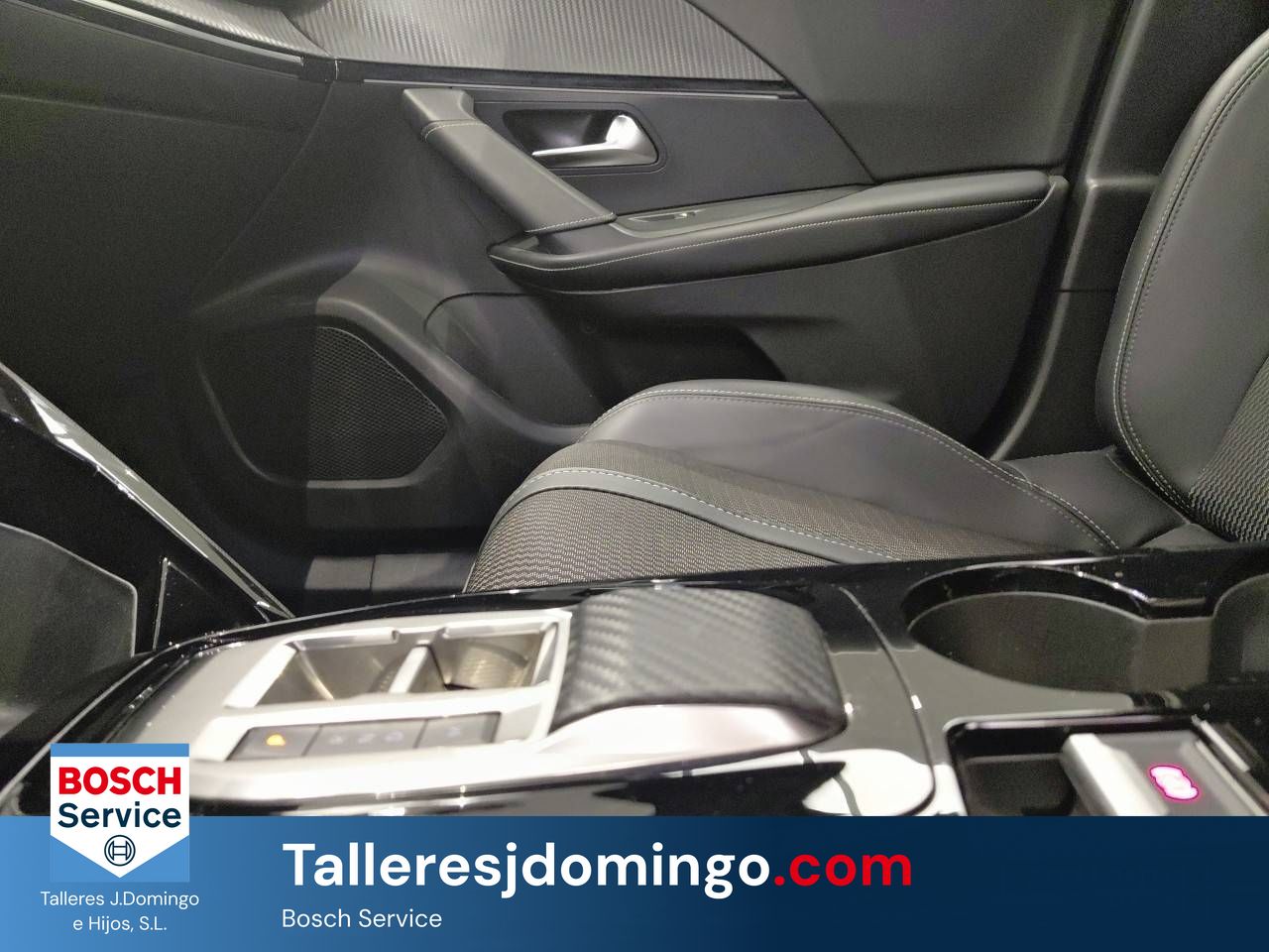 Peugeot 2008   BlueHDI 130 S&S EAT8 GT - Foto 15