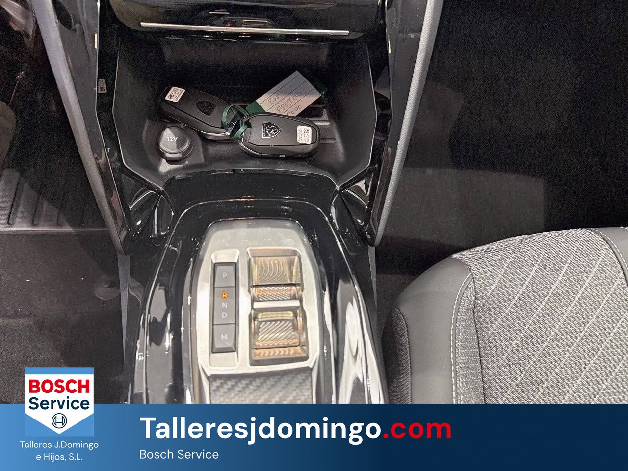 Peugeot 208   HYBRID 100 eDCS6 Allure - Foto 20