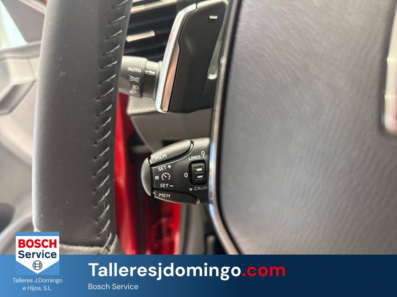 Peugeot 208   HYBRID 100 eDCS6 Allure - Foto 16