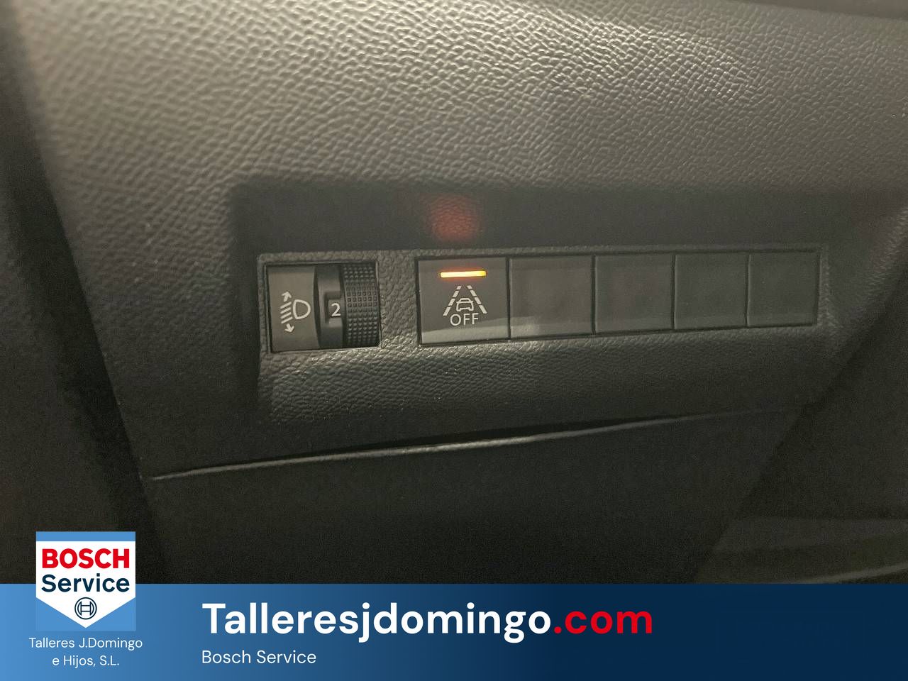 Peugeot 2008   BlueHDI 130 S&S EAT8 Allure - Foto 14