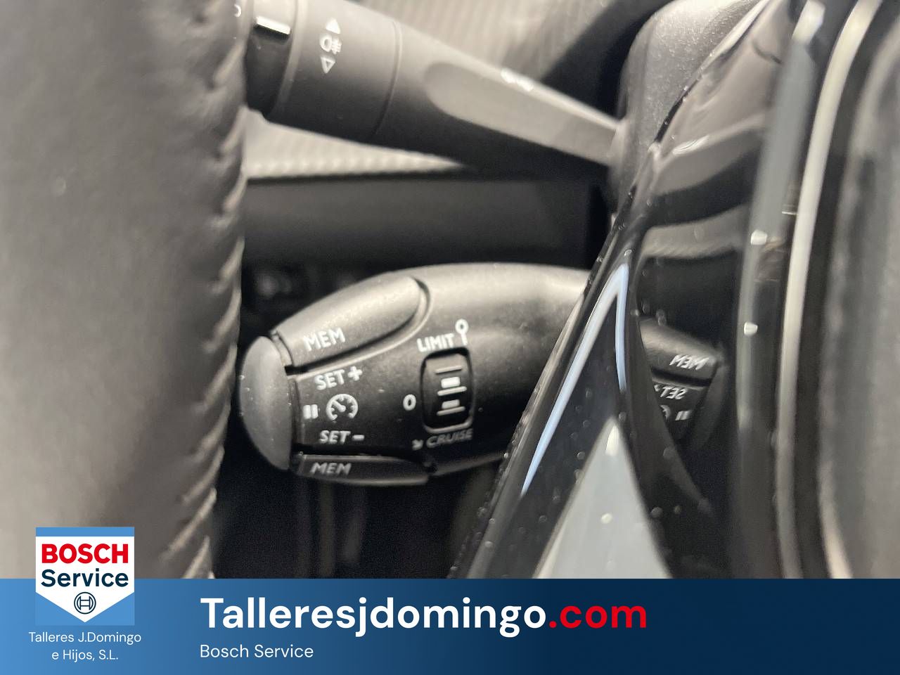 Peugeot 208   Eléctrico 136 (100 Kw) Allure - Foto 16
