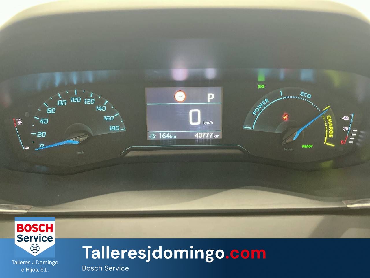 Peugeot 208   Eléctrico 136 (100 Kw) Allure - Foto 18