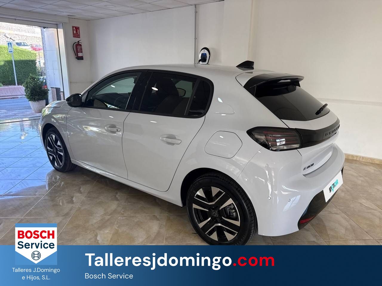 Peugeot 208   Eléctrico 156 (115 Kw) Allure - Foto 8