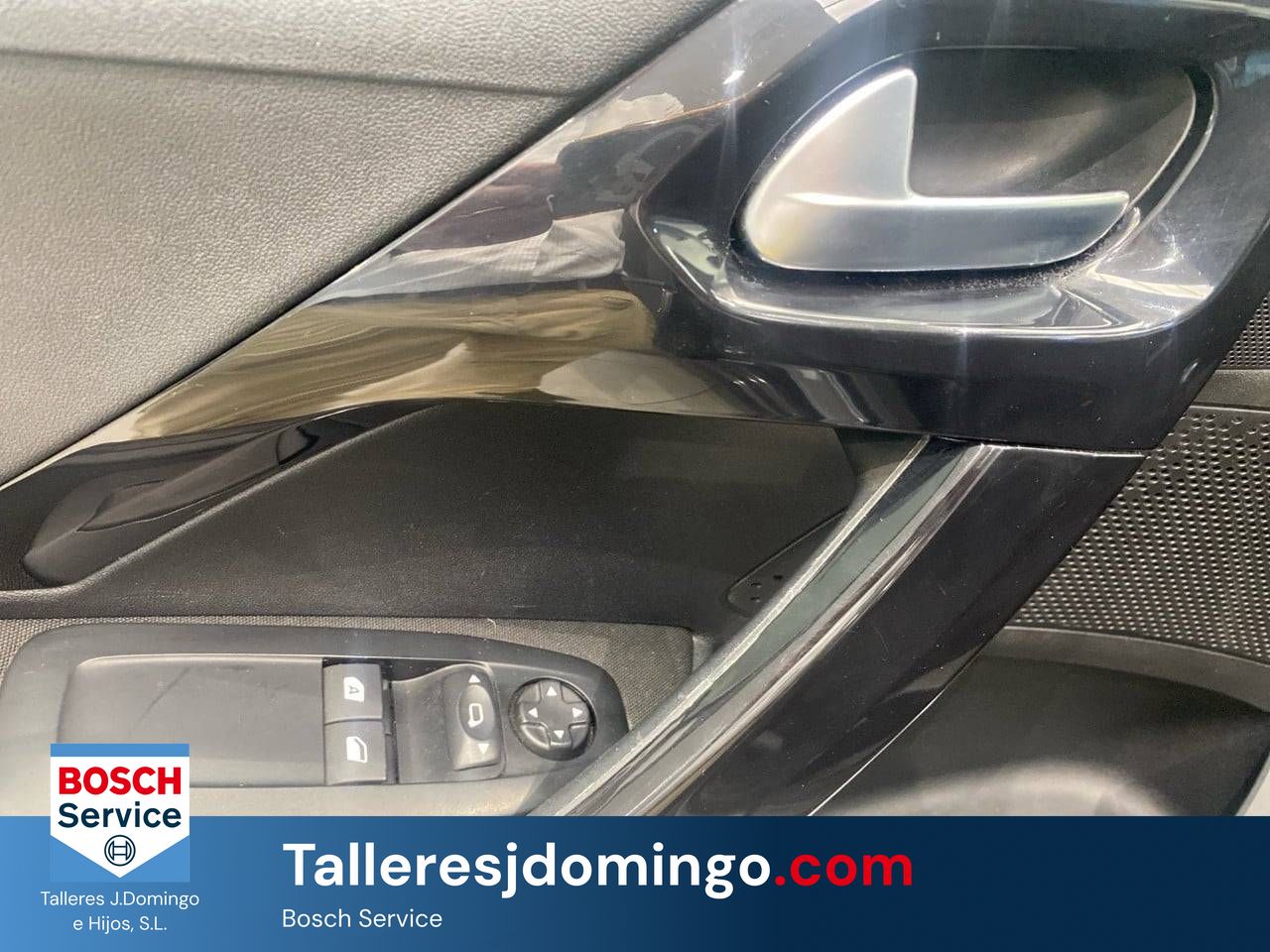 Peugeot 208  5P  1.6 BlueHDi 73KW (100CV) Style - Foto 13