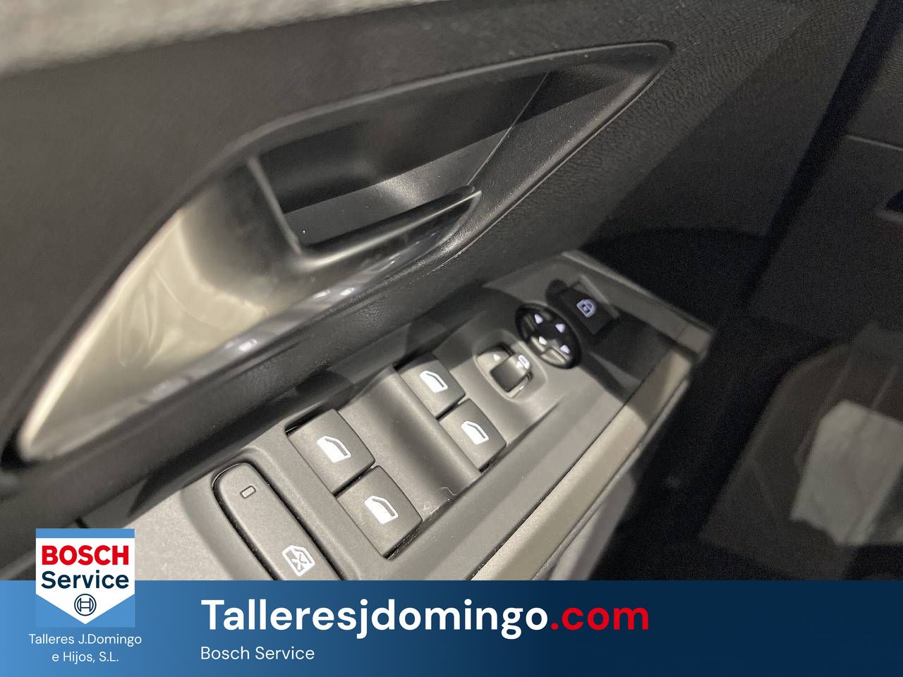 Peugeot 3008  1.2 107KW  eDCS6 Allure - Foto 13