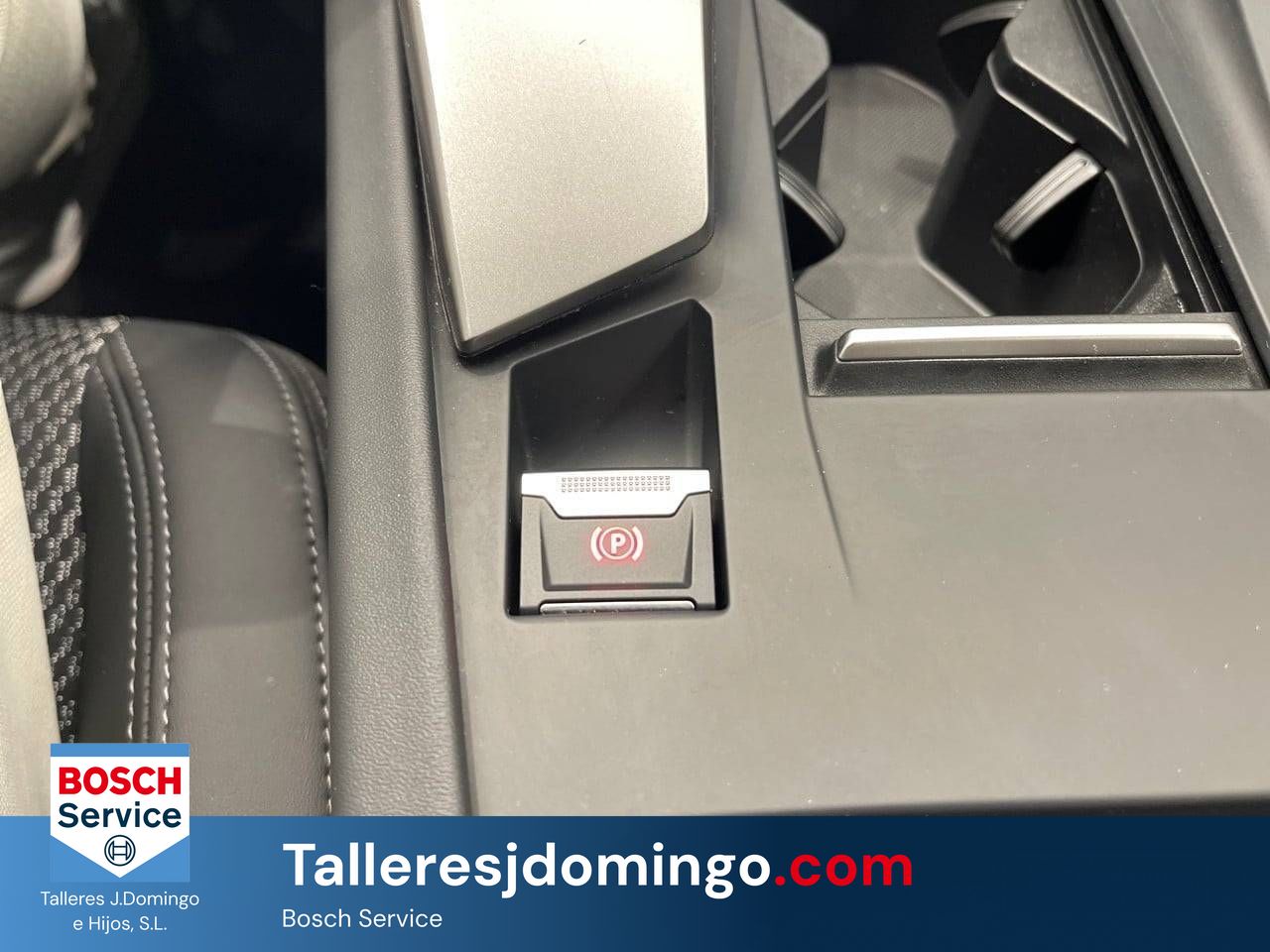 Peugeot 308  5P  Hybrid 136 e-DCS6 GT - Foto 21