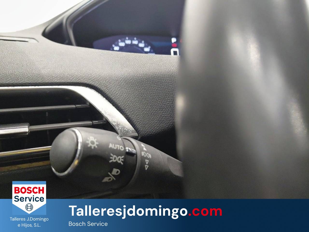 Peugeot 3008  1.5 BlueHDi 96kW (130CV) S&S  EAT8 Allure - Foto 21