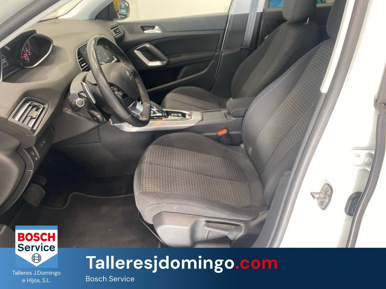 Peugeot 308  5p  PureTech 130 S&S EAT8 Style - Foto 10