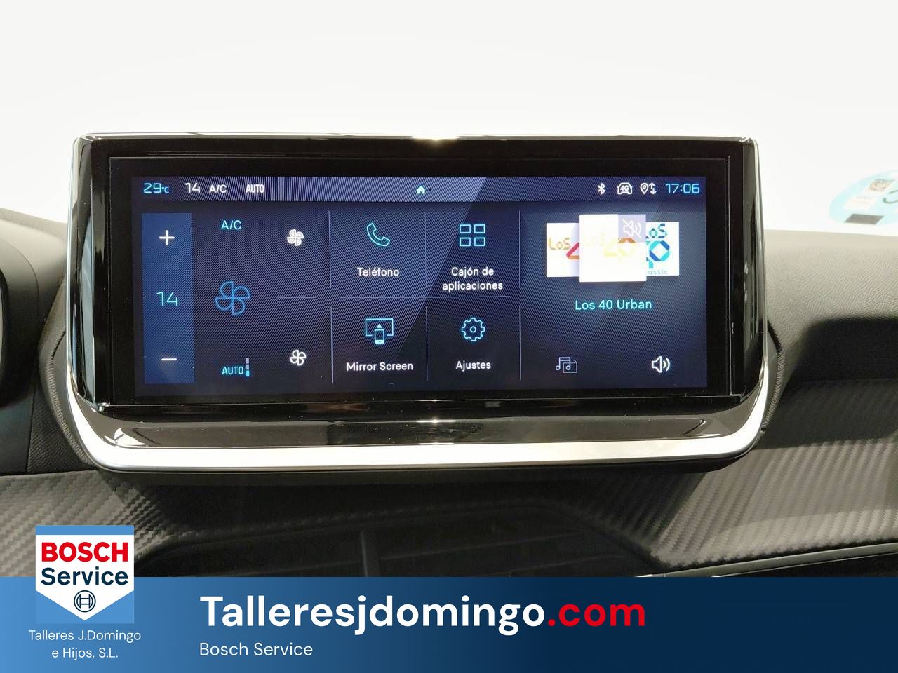 Peugeot 208   Puretech 100 Allure - Foto 19