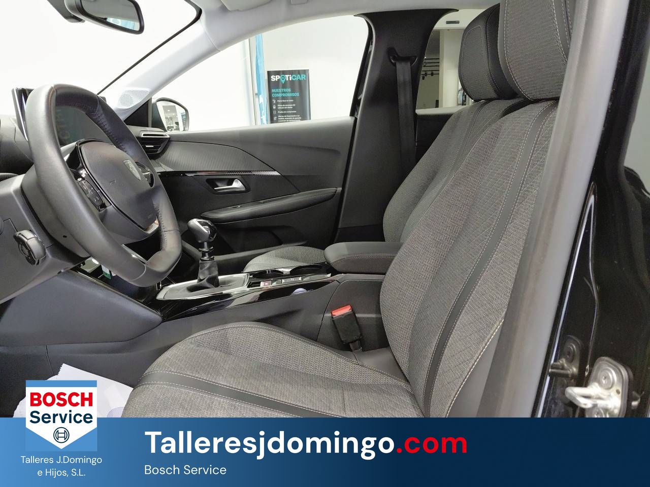 Peugeot 208   Puretech 100 Allure - Foto 10
