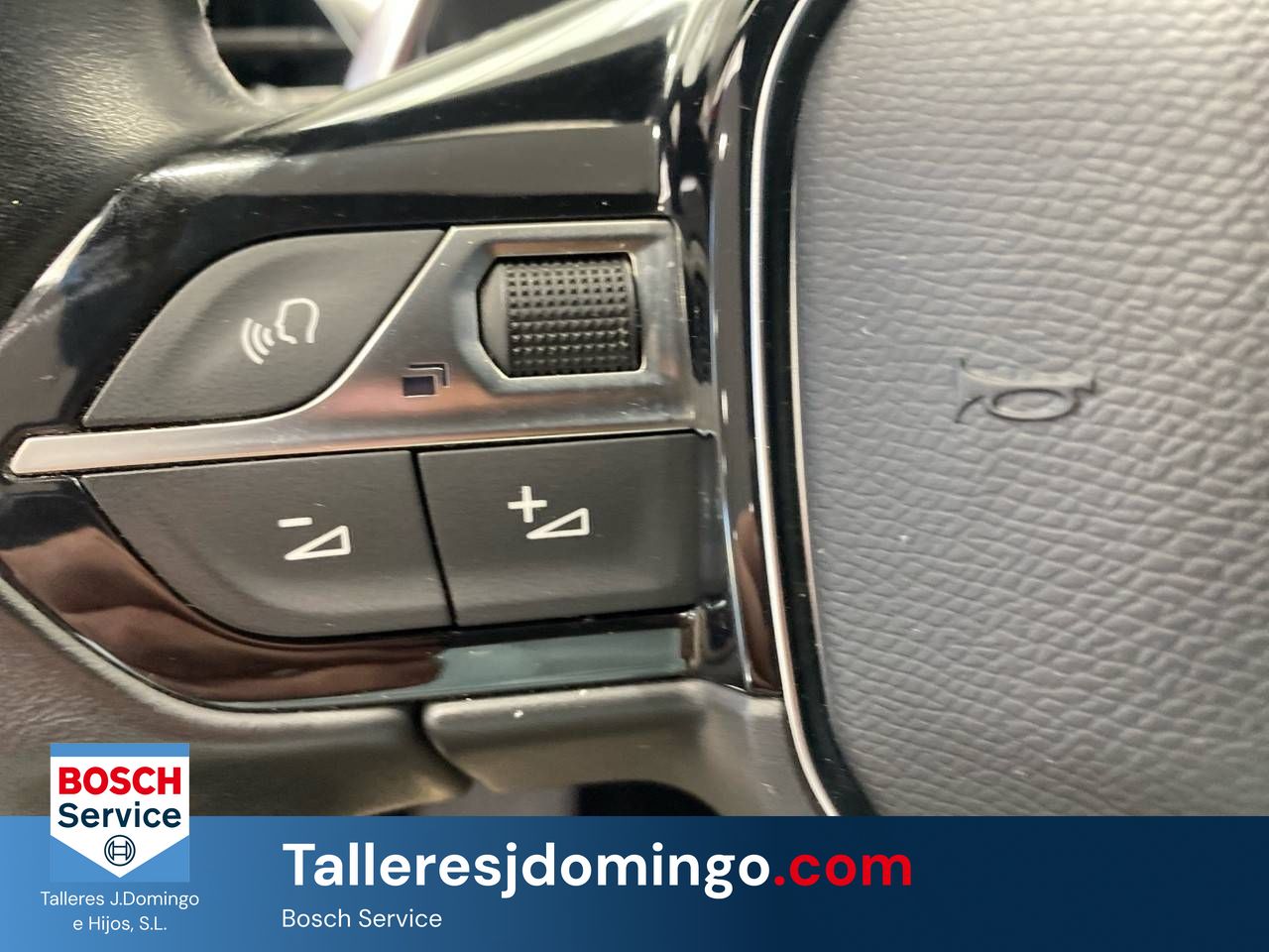 Peugeot 3008  1.5 BlueHDi 96kW S&S  EAT8 Allure Pack - Foto 24