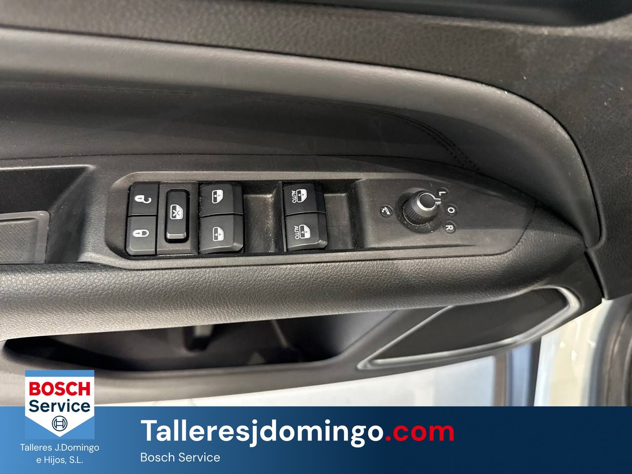 Jeep Compass  1.6 Mjet 96kW (130cv)  FWD Limited - Foto 13