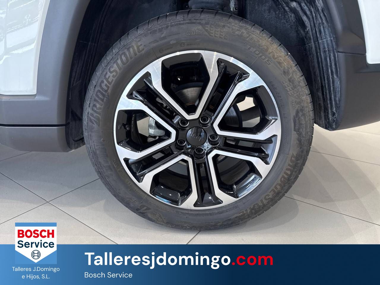 Jeep Compass  1.6 Mjet 96kW (130cv)  FWD Limited - Foto 12