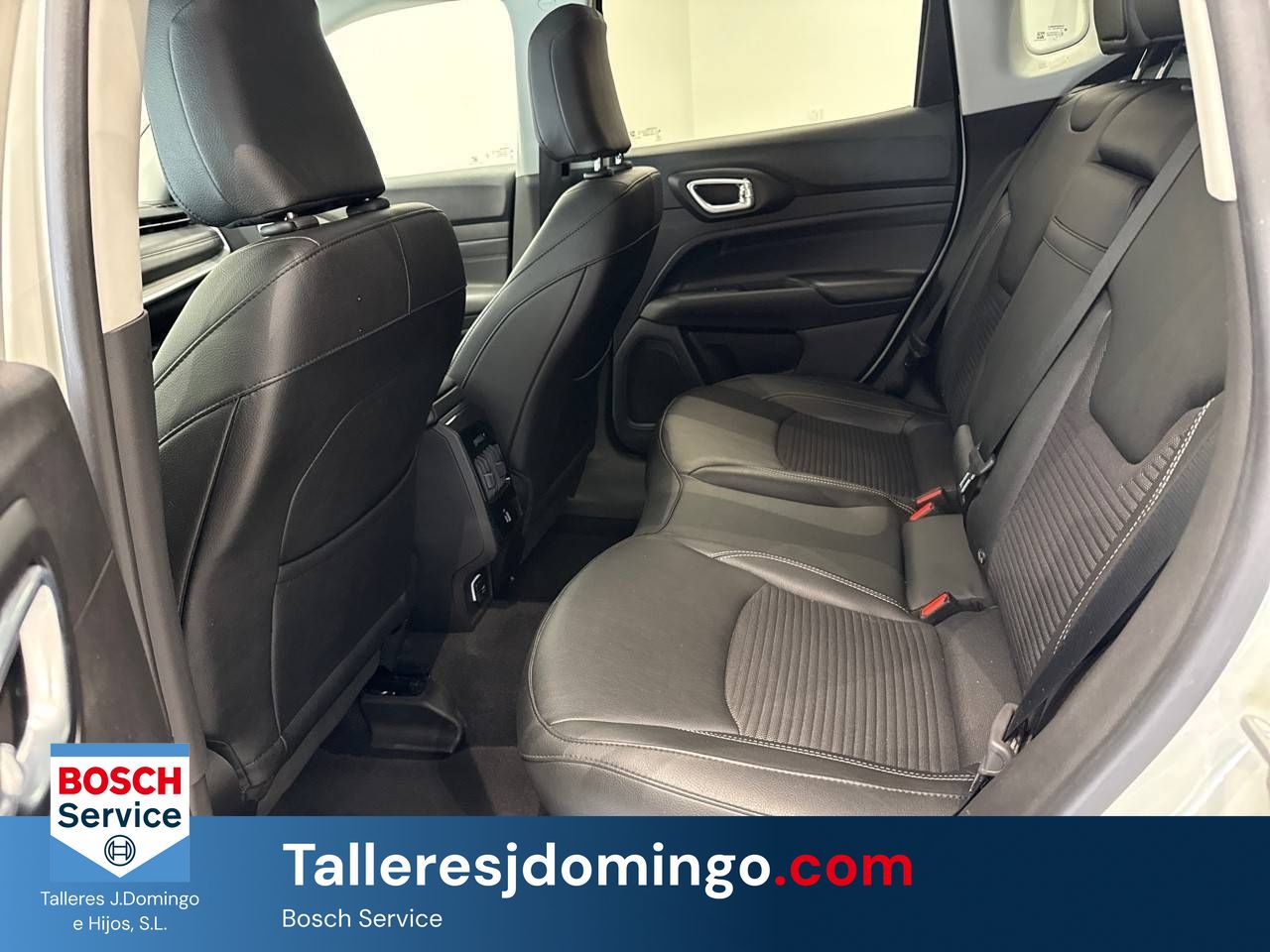 Jeep Compass  1.6 Mjet 96kW (130cv)  FWD Limited - Foto 11